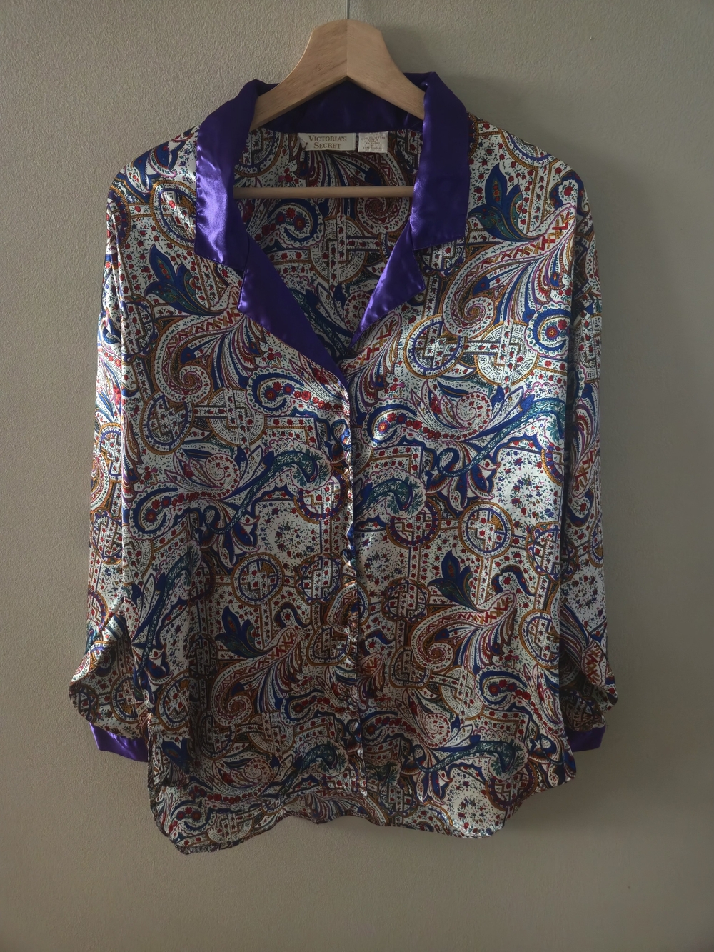 Vintage Victoria's Secret Gold Label Satin Paisley Sleep Shirt